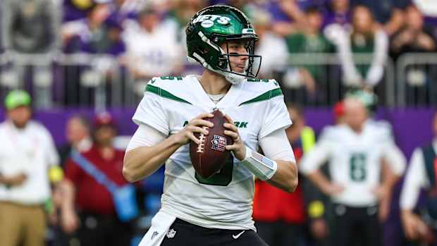 Jets quarterback Mike White